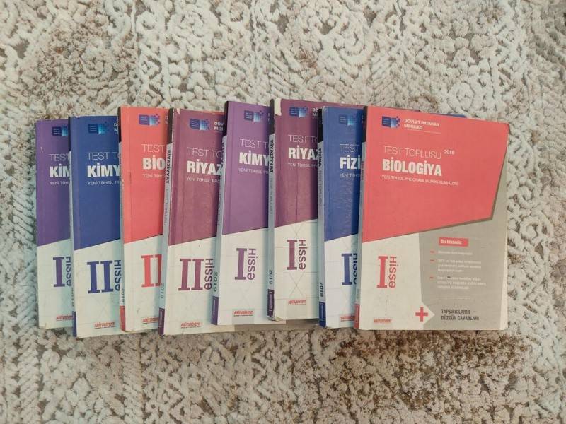 Məktəblərə pulsuz verilən test topluları satılır? - Nazirlik AÇIQLADI