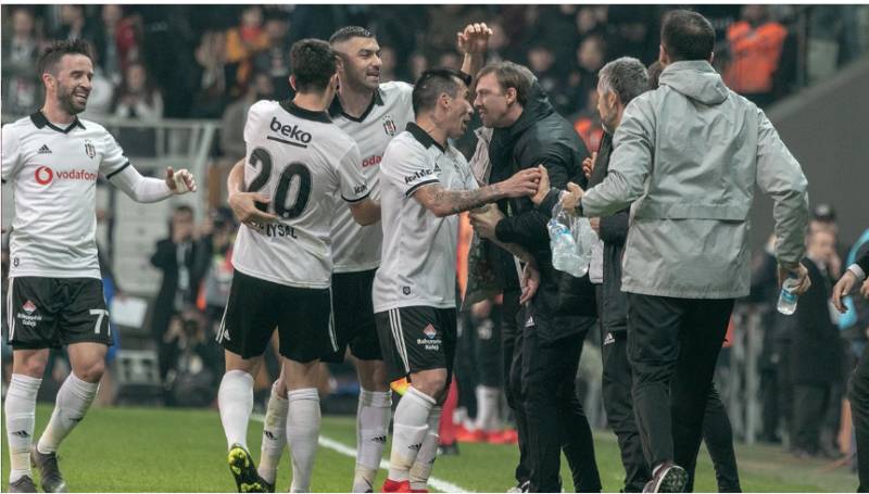 Burak Yılmaz Real Madridin əfsanəsi Qutidən paylaşım etdi - FOTO