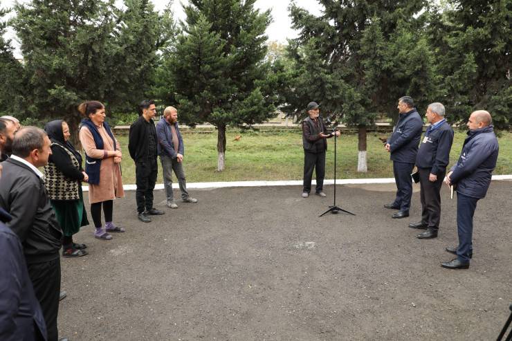 Vətəndaşlarla növbəti görüş Qazaxın Canalı kəndində baş tutdu - FOTOLAR