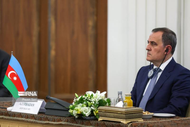 Tehranda Zəngəzur dəhlizindən söz açıldı