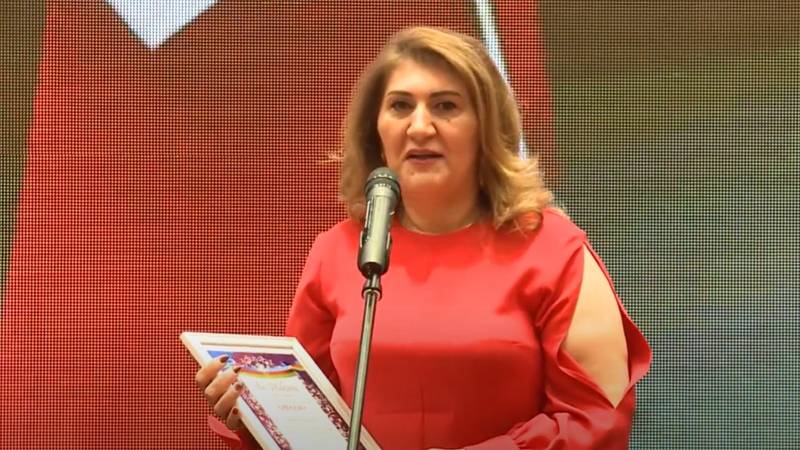 Məşhur baş həkim işdən çıxarıldı - Vəzifəsi kiçildi