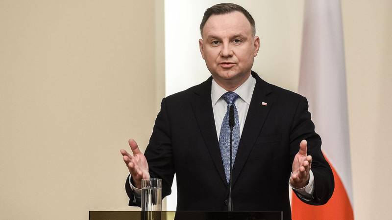 \"Baş nazirliyə iki ciddi namizədimiz var\" - Polşa Prezidenti