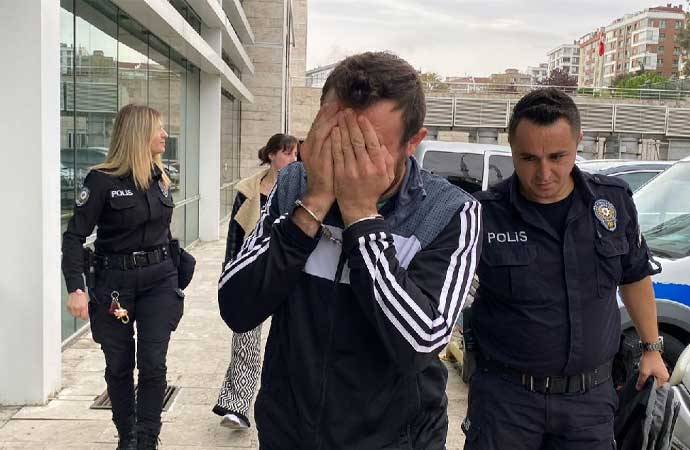 Sevgilisinə hədiyyə etmək üçün mağazadan alt paltarı oğurladı