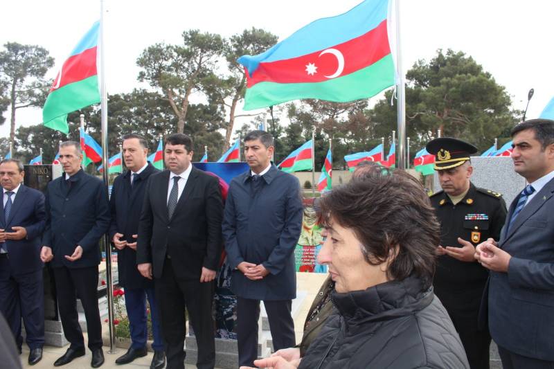 Yasamal rayonunda 44 günlük Vətən müharibəsi şəhidləri yad olundu- FOTOLAR