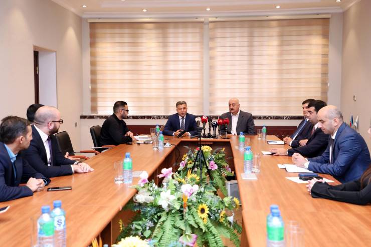 “Azəriqaz”la \"Gəncə Cihazqayırma Zavodu\" ASC arasında müqavilə bağlandı