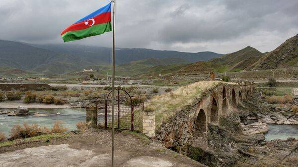 Azərbaycanın dövlətçilik tarixinin, milli adət-ənənələrinin, elm və mədəniyyətinin təbliği