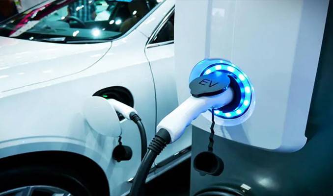 Elektrikli avtomobillərə keçid üçün böyük büdcə ayrıldı