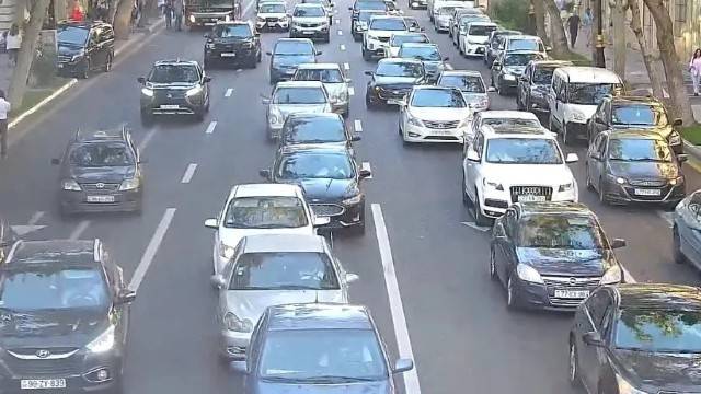 Bu yollarda sıxlıq var - SİYAHI