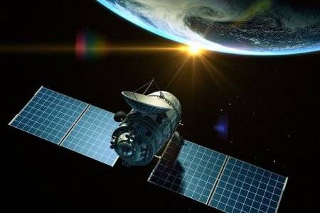 \"SpaceX\" Pentaqonun peyklərini kosmosa göndərdi