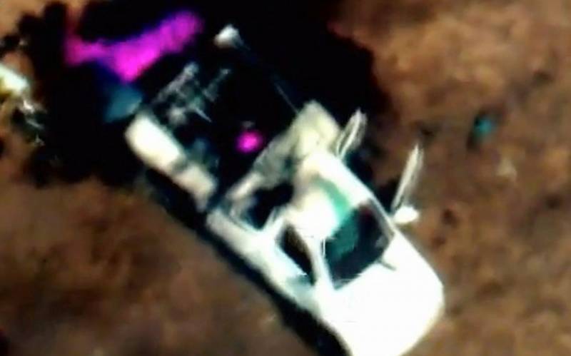 Ermənistana məxsus PUA-nın səyyar yerüstü idarəetmə stansiyasının məhv edilmə anı - VİDEO