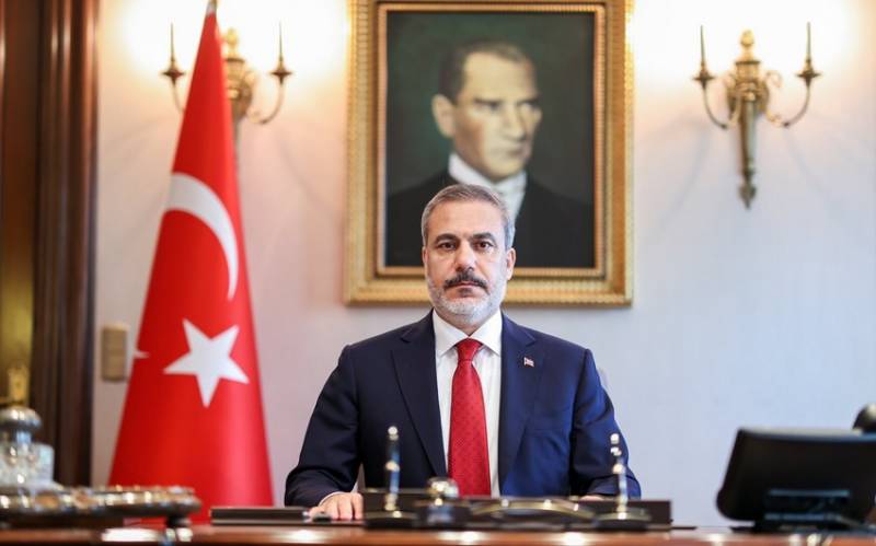Rusiya və İranla danışıqlar davam etdirilir - Hakan Fidan