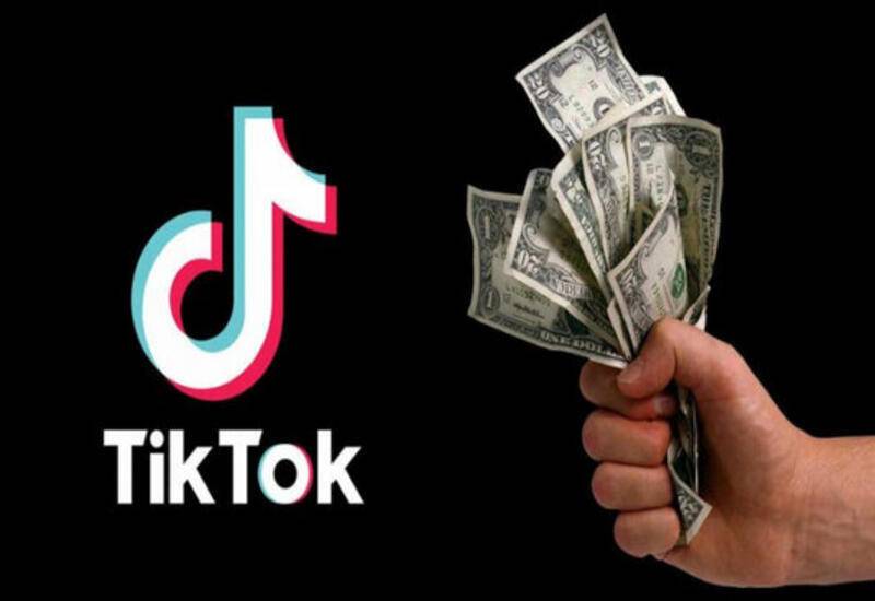 Yeniyetmə ailəsindən gizlin 70 min manatı \"TikToker\"lərə hədiyyə göndərdi - FOTO