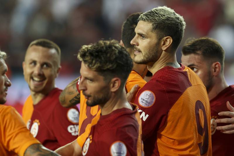 \"Qalatasaray\"ın Çempionlar Liqası üçün heyəti - FOTO