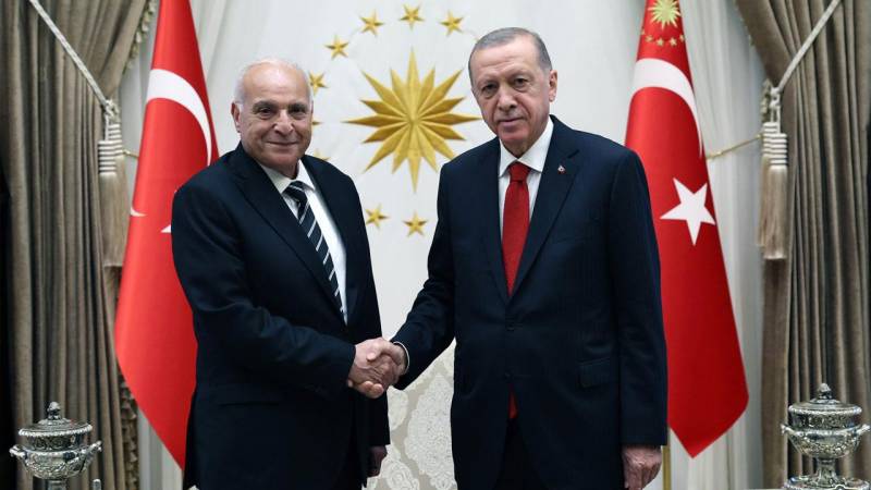 Ərdoğan Əlcəzairin xarici işlər naziri Attafı ilə görüşdü