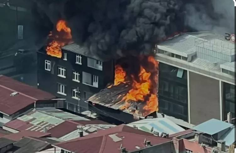 Ataşəhərdə idman zalında qorxulu yanğın - FOTO