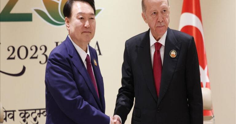 Ərdoğan Cənubi Koreya lideri ilə görüşdü