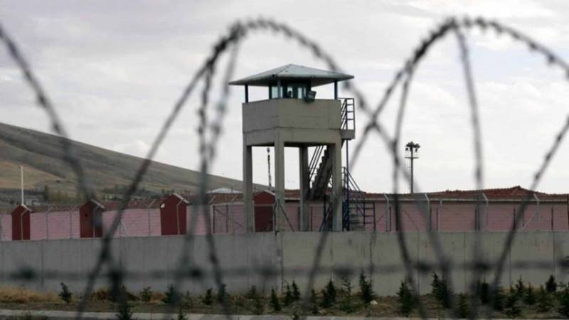 İrandan narkotik gətirən Bakı həbsxanasında ÖLDÜ