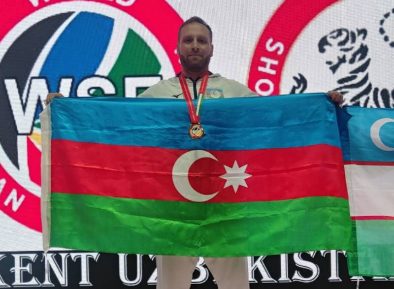 Azərbaycanlı karateçi dünya çempionatında birinci yerə çıxdı - FOTOLAR