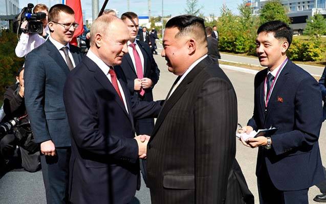 Putin Kim Çen Inla görüşdü