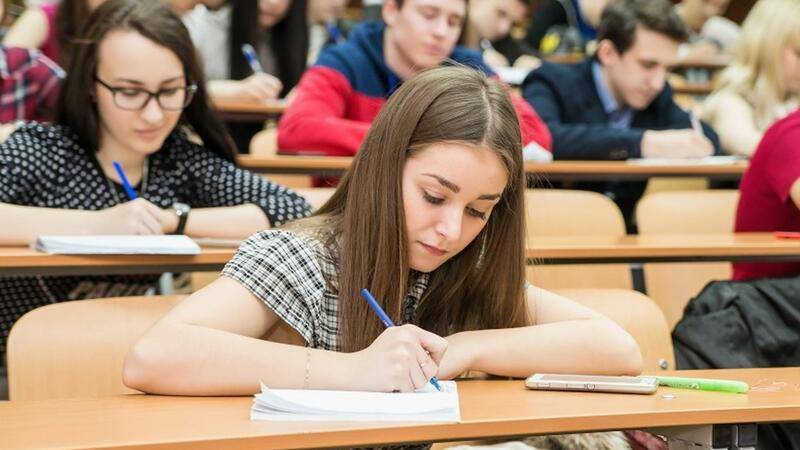 Azərbaycanda 2 universitetdə bu ixtisas üzrə qiyabi təhsil dayandırıldı
