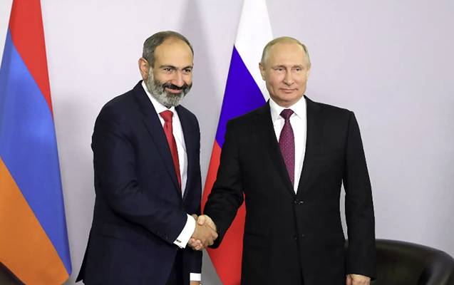 Putin Paşinyanın zənginə cavab verməyib - KİV