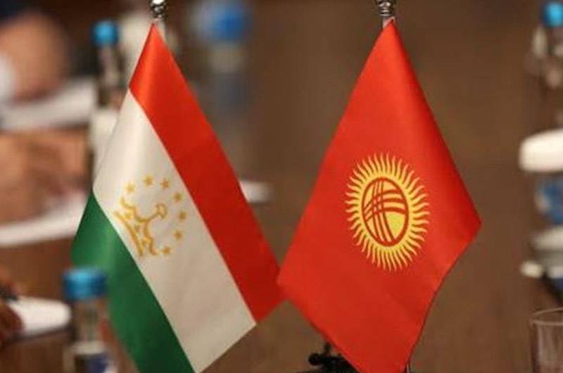 Qırğızıstan Tacikistanı ərazi iddialarından əl çəkməyə çağırıb