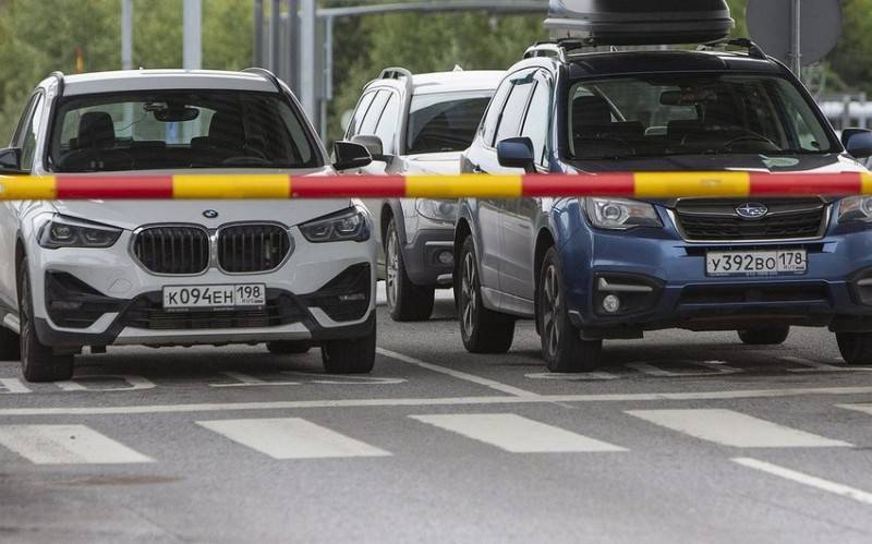 Polşa sabahdan Rusiya avtomobillərinin ölkəyə girişinə qadağa qoyacaq