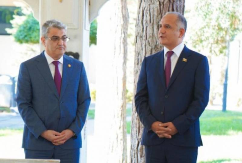 Binəqədidə partiya fəalları və sakinlərlə növbəti görüş keçirildi - FOTOLAR