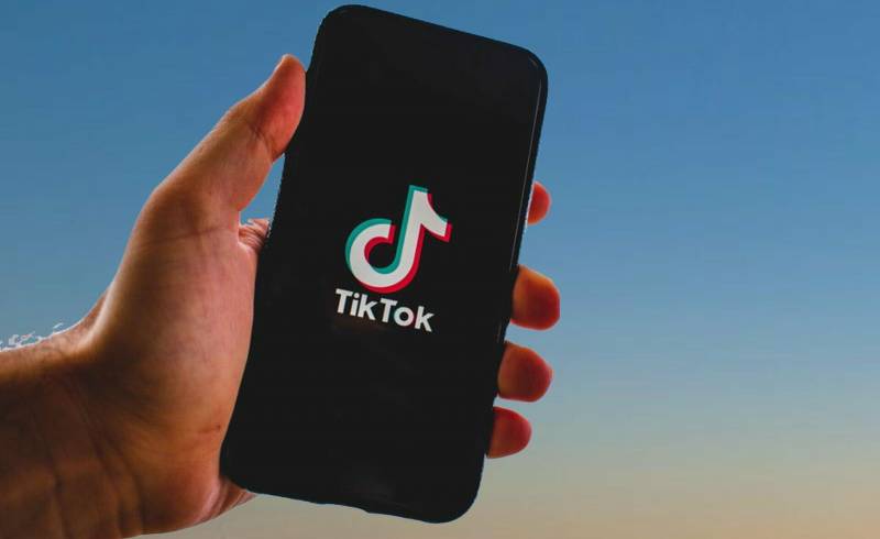 “TikTok” 345 milyon avro cərimələndi