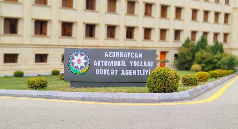 Qeyri-sabit hava şəraiti nəticəsində bir-neçə rayonda yol infrastrukturuna ziyan dəyib