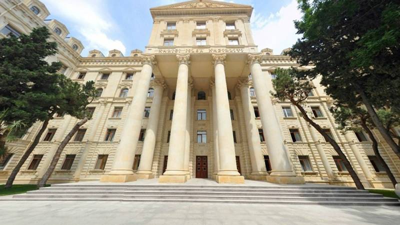 \"Ermənistan Xankəndiyə gedən yolların paralel istifadəsinə əngəl törədir\" - Azərbaycan XİN