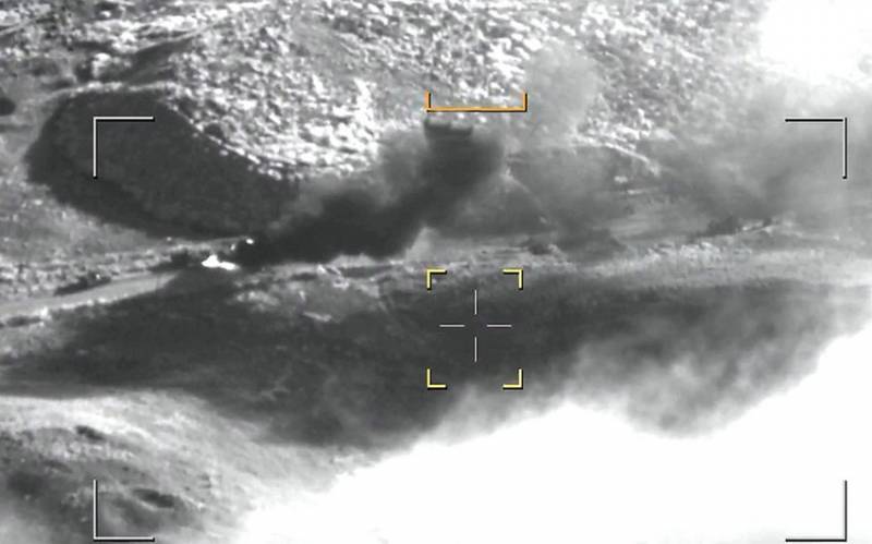 Ermənistanın hərbi kolonlarına dağıdıcı zərbələr endirildi - VİDEO