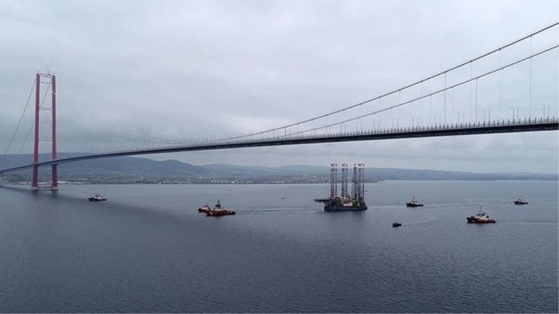Çanaqqalada boğazında tankerdə nasazlıq yarandı - Gəmilərin hərəkəti dayandırıldı 