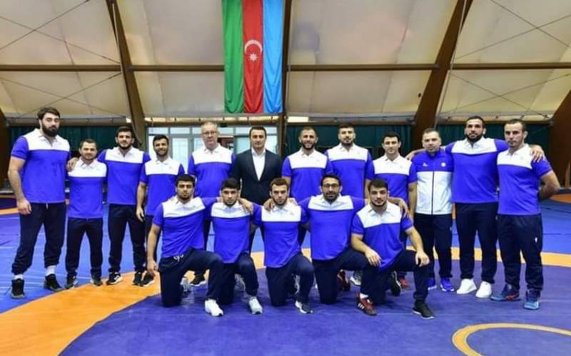Güləş millimiz tarixində ilk dəfə dünya çempionu oldu
