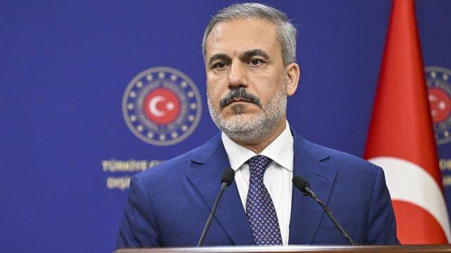 Hakan Fidan Mirzoyanla danışıqlar apardı