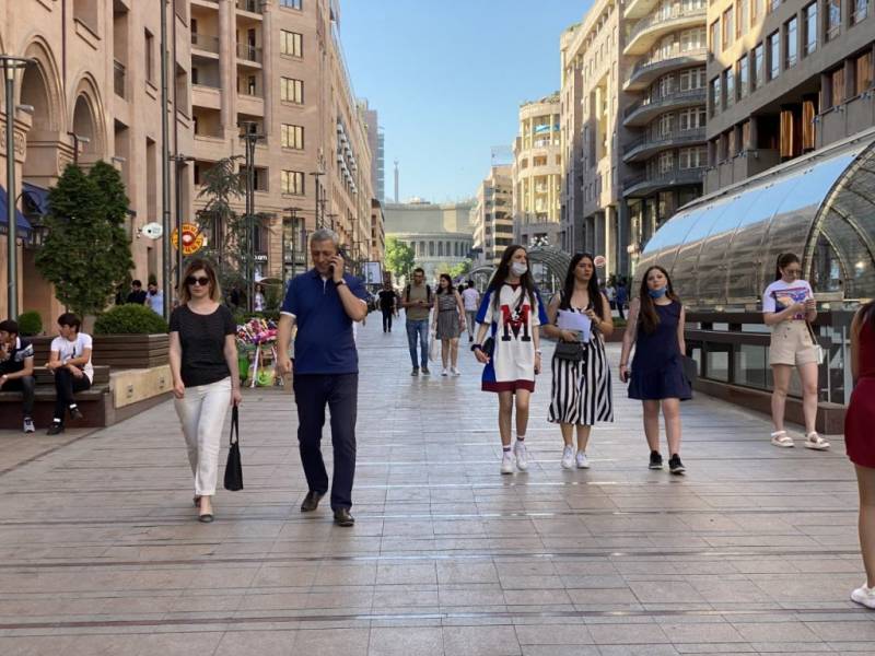 Erməni qızların Azərbaycanla bağlı etirafları - FOTO