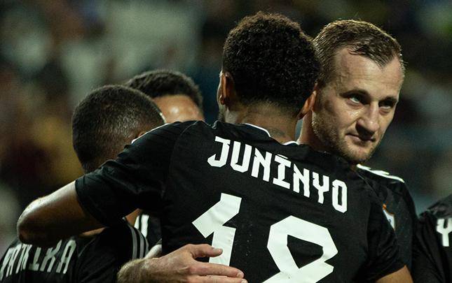 \"Qarabağ\" \"Sumqayıt\"ı darmadağın etdi
