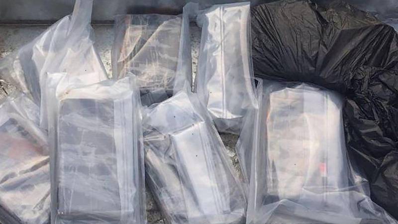 2,2 ton kokainin ələ keçirilməsi ilə bağlı 8 nəfər saxlanıldı