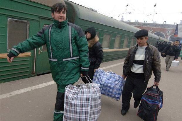 Rusiyada işləyən azərbaycanlıların NƏZƏRNƏ: Miqrantların qalma müddəti azaldılır