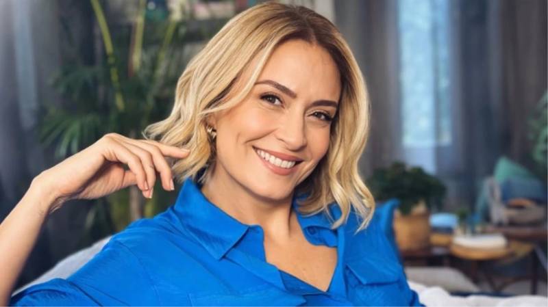 Ceyda Düvenci eşqini elan etdi