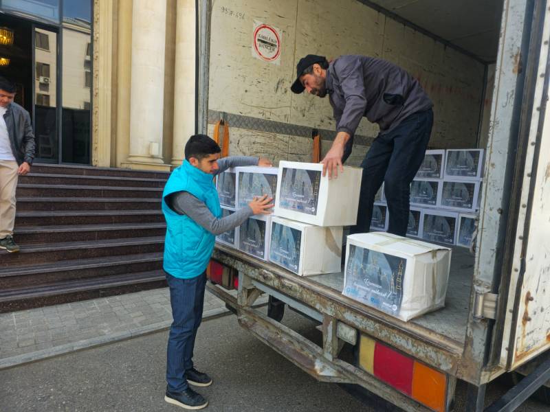 Yasamalda Ramazan Bayramı münasibətilə yardım aksiyası keçirilir - FOTOLAR