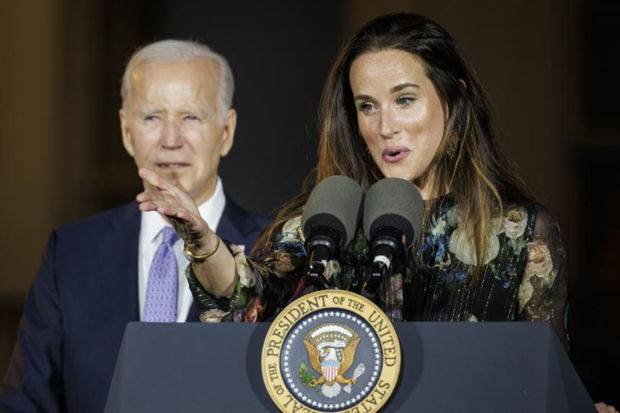 Məhkəmə Baydenin qızının gündəliyini oğurlayan şəxs barədə hökm çıxardı