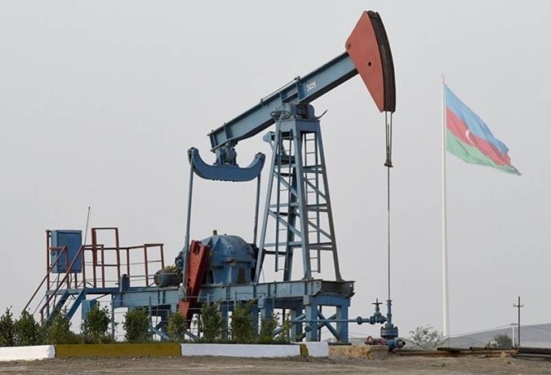 Azərbaycan neftinin qiyməti 92 dollara düşdü