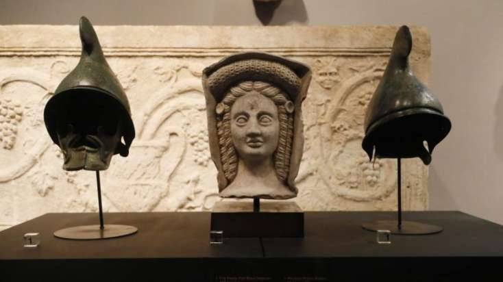 Qaçaqmalçılıq yolu ilə ölkədən çıxarılan 17 əsər Türkiyəyə qaytarıldı