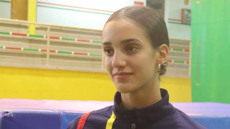 17 yaşlı gimnast meningitdən vəfat etdi 