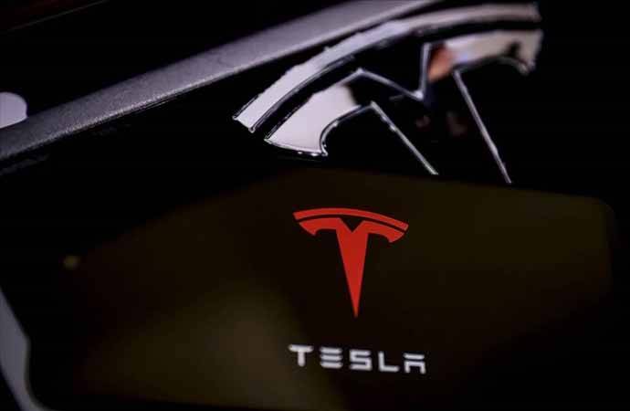 Tesla bütün ölkələrdə avtomobillərin qiymətlərini endirdi