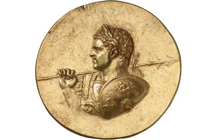 Tarlada təsadüfən Makedoniyalı İskəndərə aid  tunc portret tapıldı 