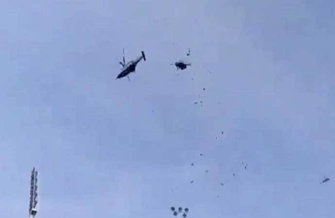 Malayziyada 2 hərbi helikopter toqquşdu: 10 nəfər öldü -  VİDEO 