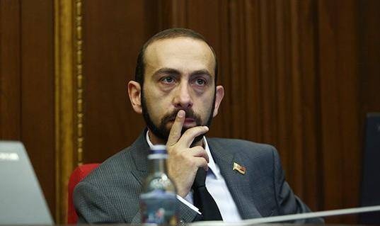 Mirzoyan serb nazirə delimitasiyadan danışdı