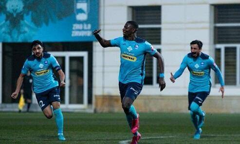 \"Zirə\" öz meydanında son dəqiqələrdə uduzdu